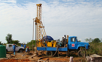 GSD-II drilling rig at construction site in Angra